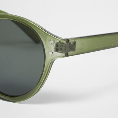 Green round frame sunglasses